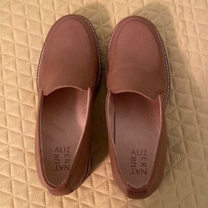 Naturalizer Lug-soled Loafers